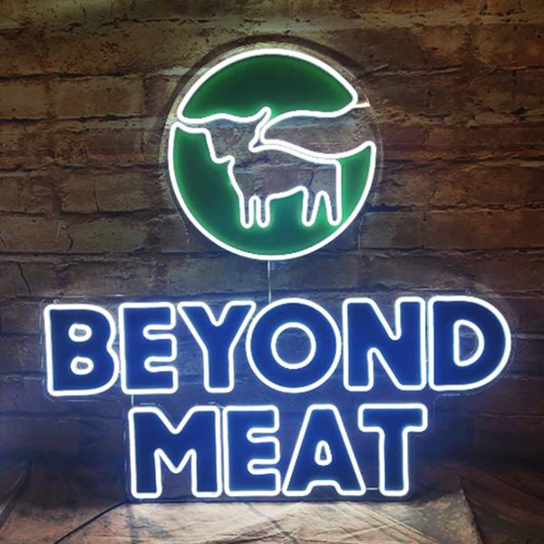 Exhibiton lighting Beyond Meat