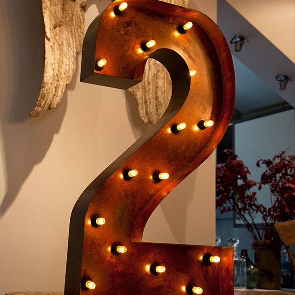 2 letter light