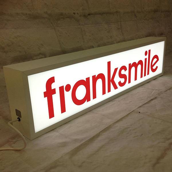 franksmile lightbox with logo