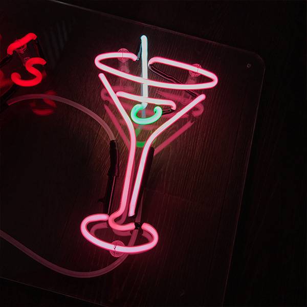 neon light cocktail class pink