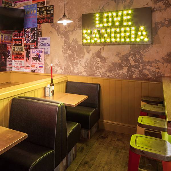 Neon Bar signs Love Sangria yellow