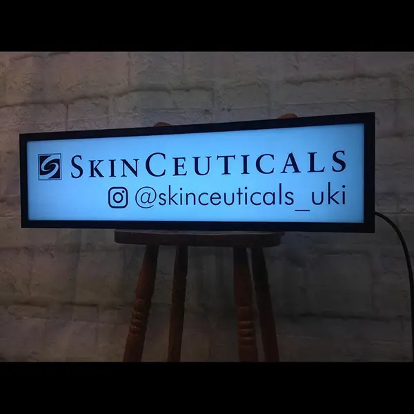 Skinceuticals led light box London promo