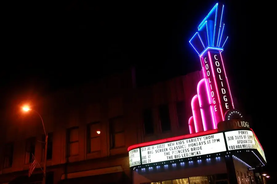 coolidge corner movie theatre sign