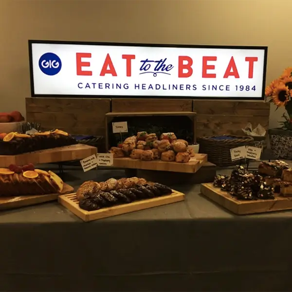 Eat to the Beat restaurant sign