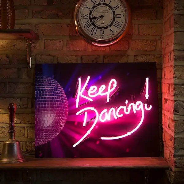 Keep Dancing home lighting idea