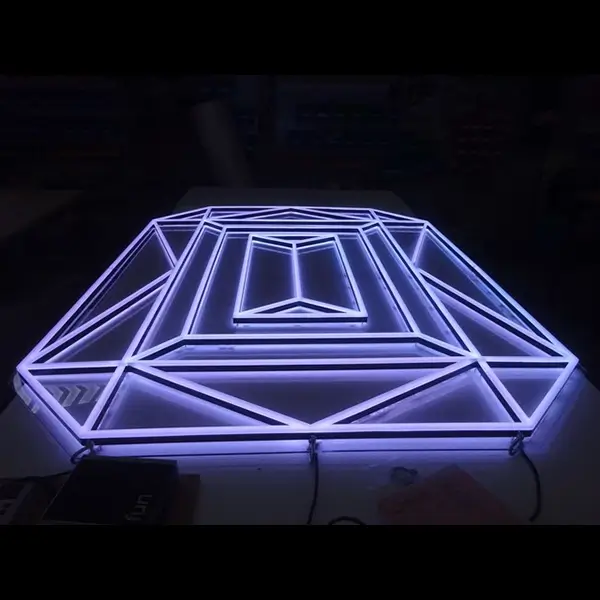 Diamond Neon Ultra