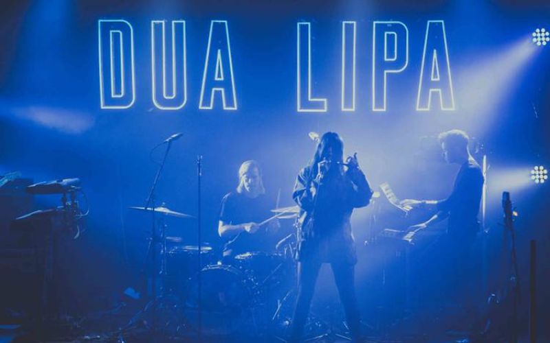 real-neon-signs-dua-lipa-min
