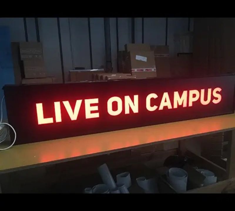 custom-signs-uk-live-on-campus-lightbox-min