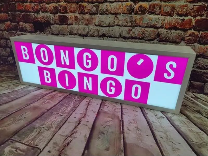 lightbox-signage-Bongos-Bingo-logo-lightbox-sign-min