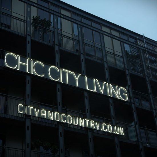 neon-sign-outside-chic-city-min