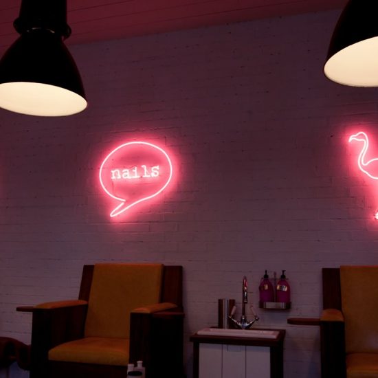 real-neon-signs-flamingo-min